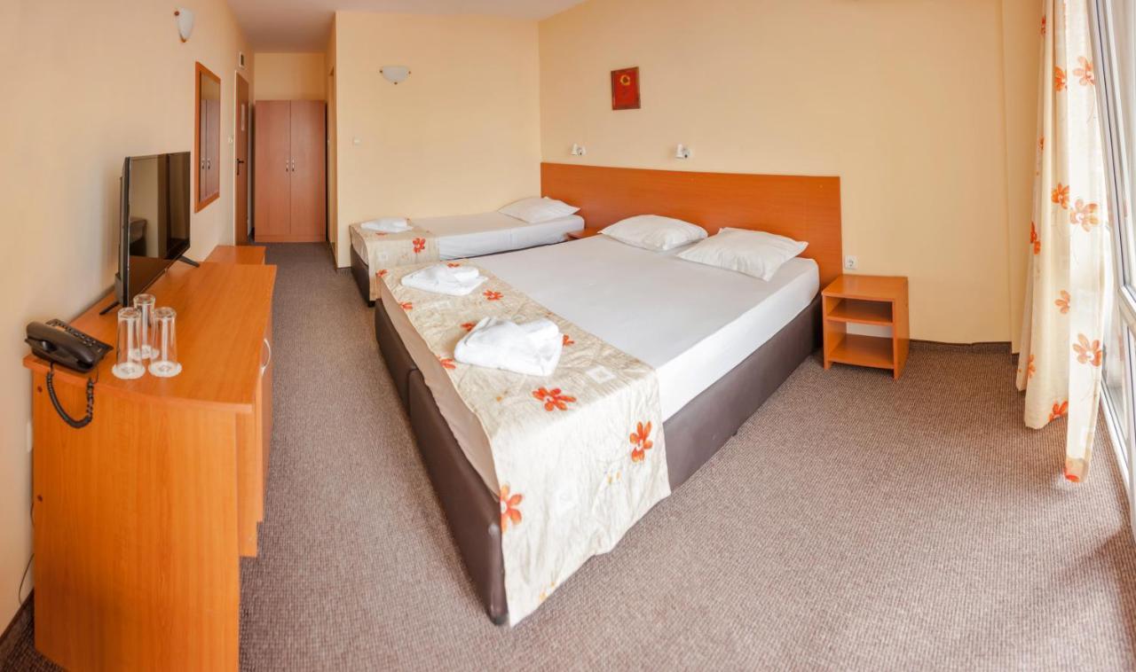 Hotel Eva Ravda Kültér fotó